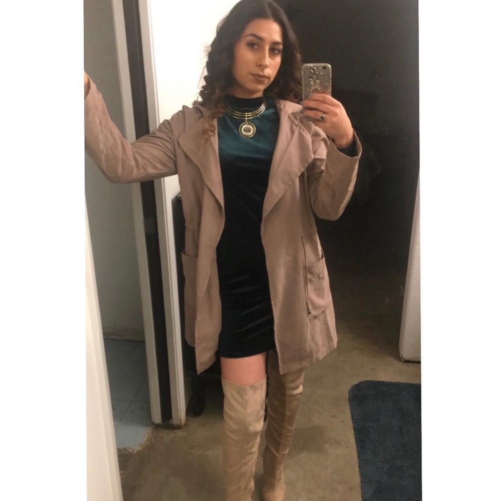 Long sleeve mini dress - velvet green